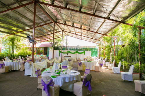 Гостиница The Hideaway Hotel в Порт-Морсби