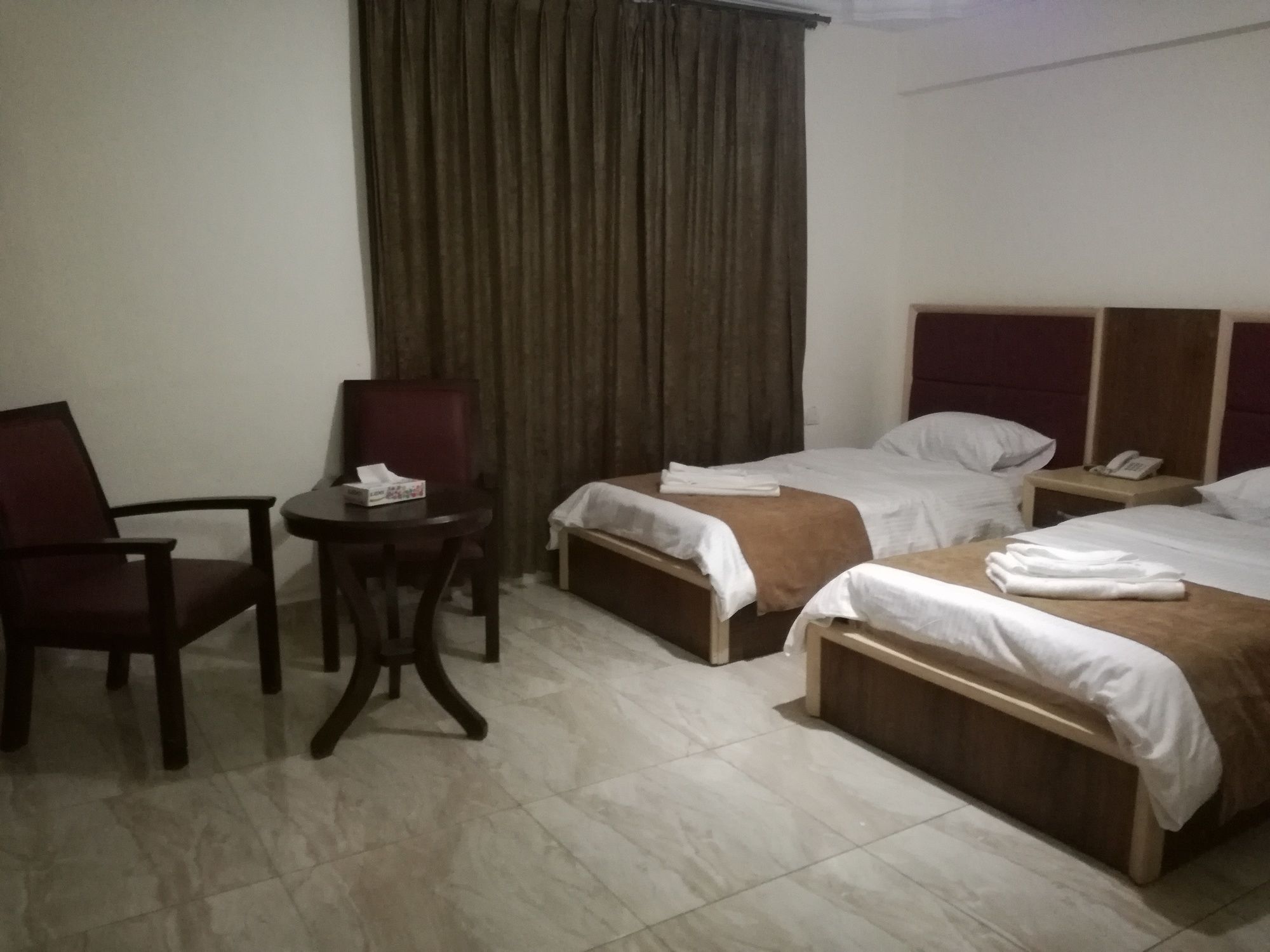 Фото Yacht Hotel Aqaba