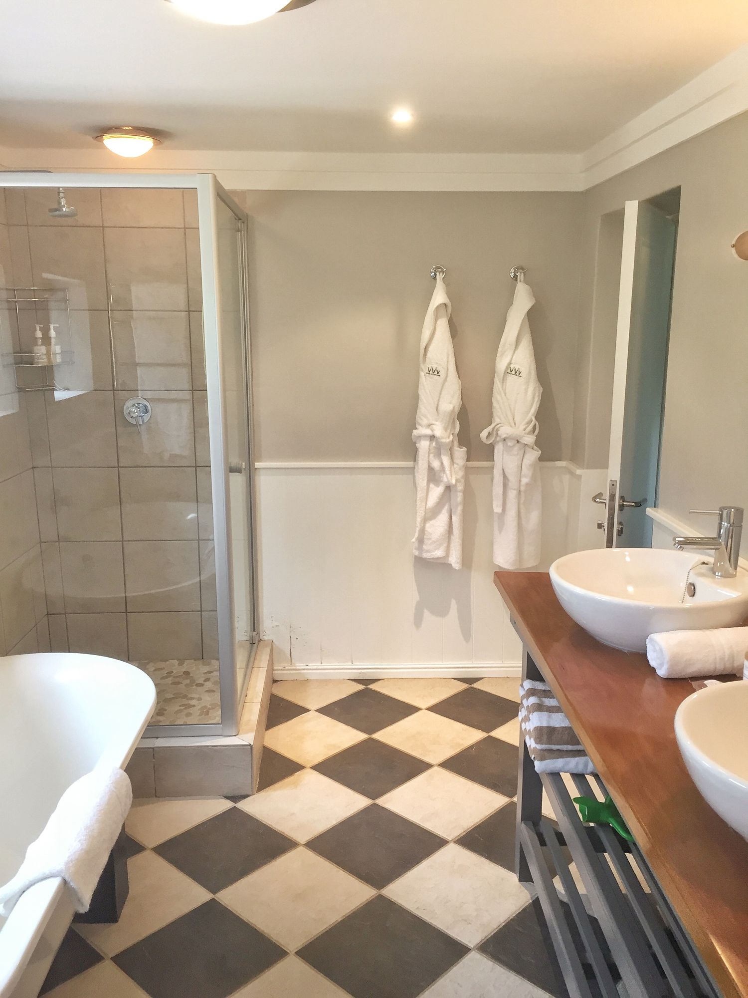 Фото White Water Farm