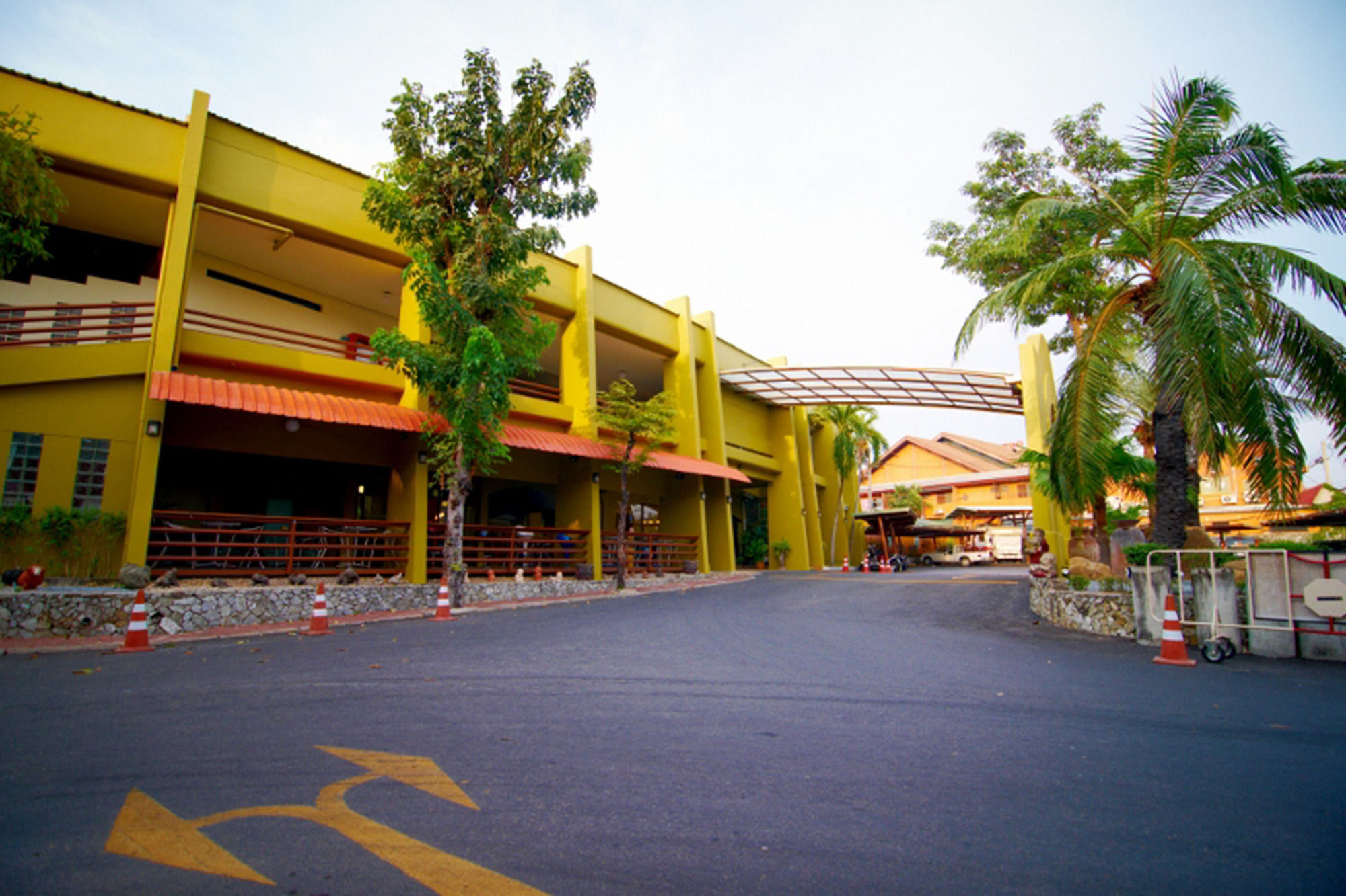 Фото Peace Resort Pattaya