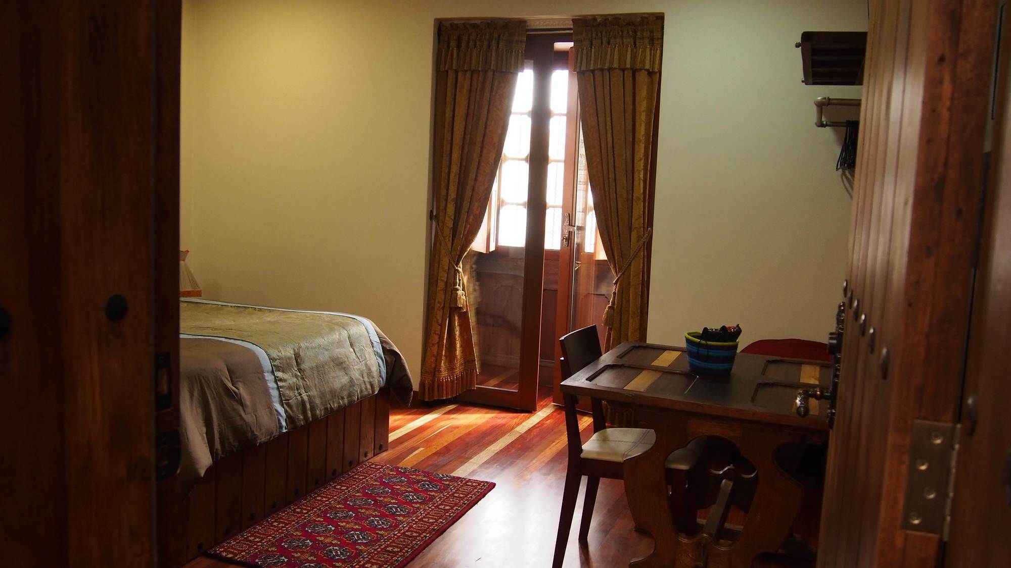 Фото Bogota Bed & Breakfast Inn