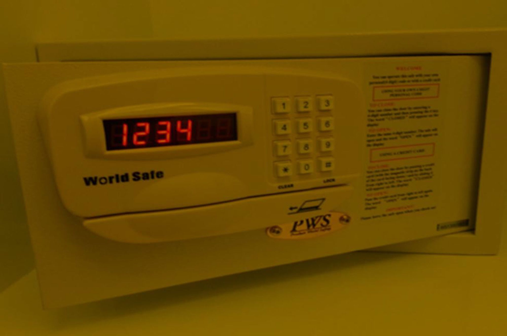 Фото White House Asoke Sukhumvit 18