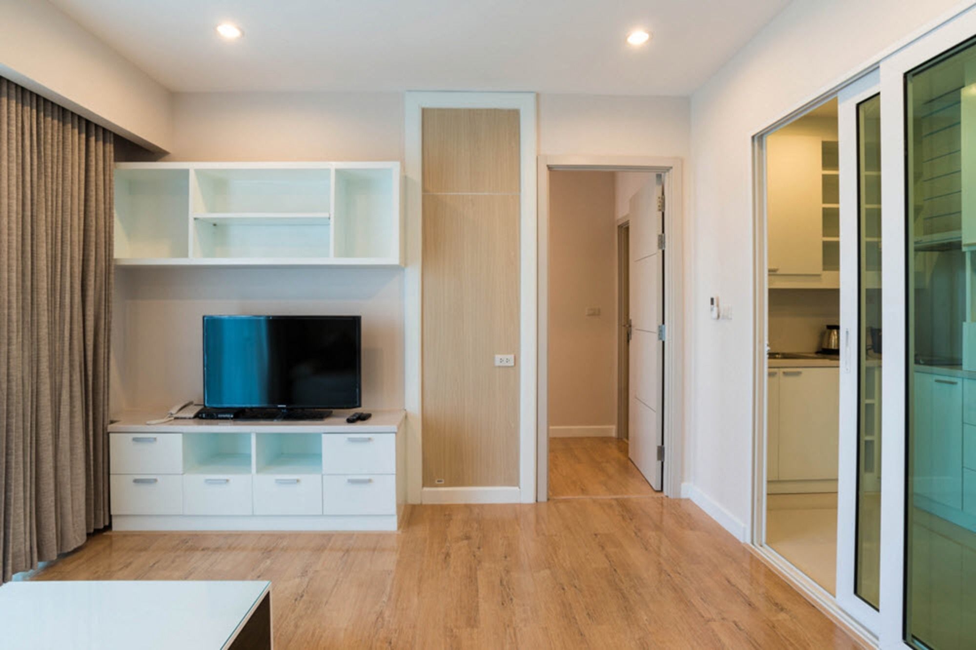 Фото Harmony Resort Hotel