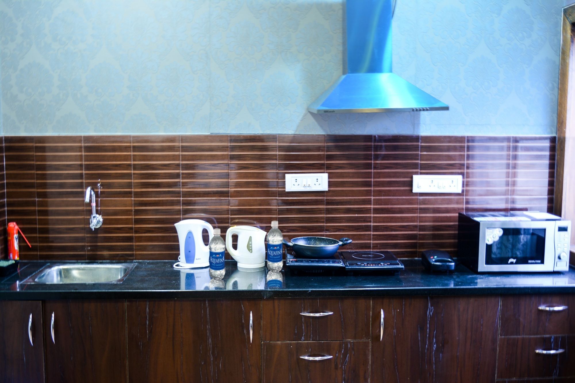 Фото Serene Boutique Hotel