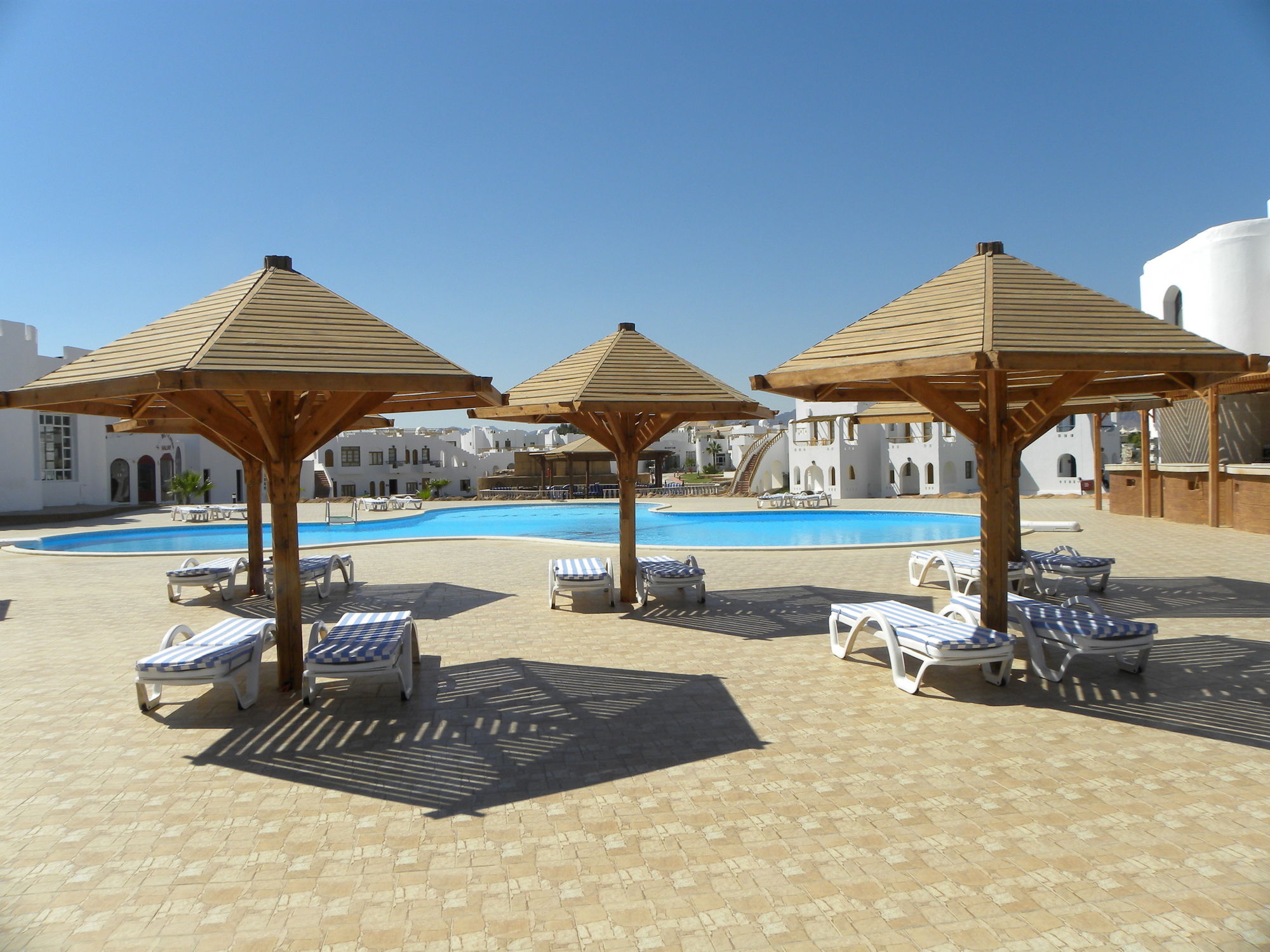 Фото Grand Halomy Resort
