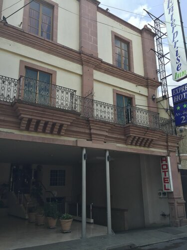 Гостиница Enterprise Inn Express Centro в Леоне