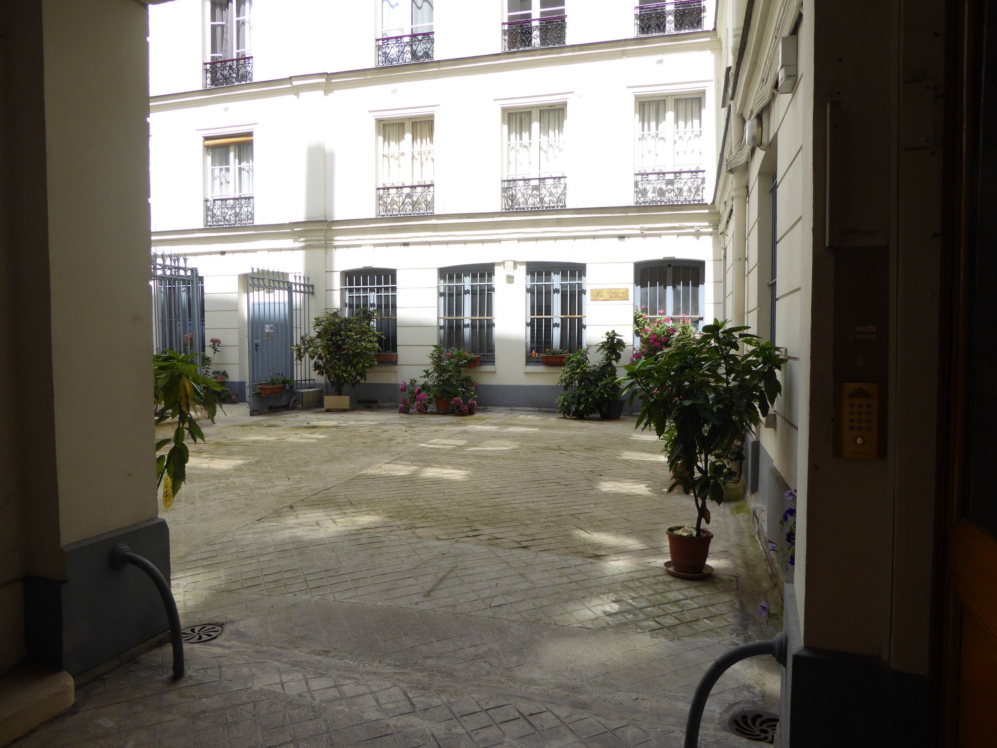 Фото Résidence Bergère Apartments