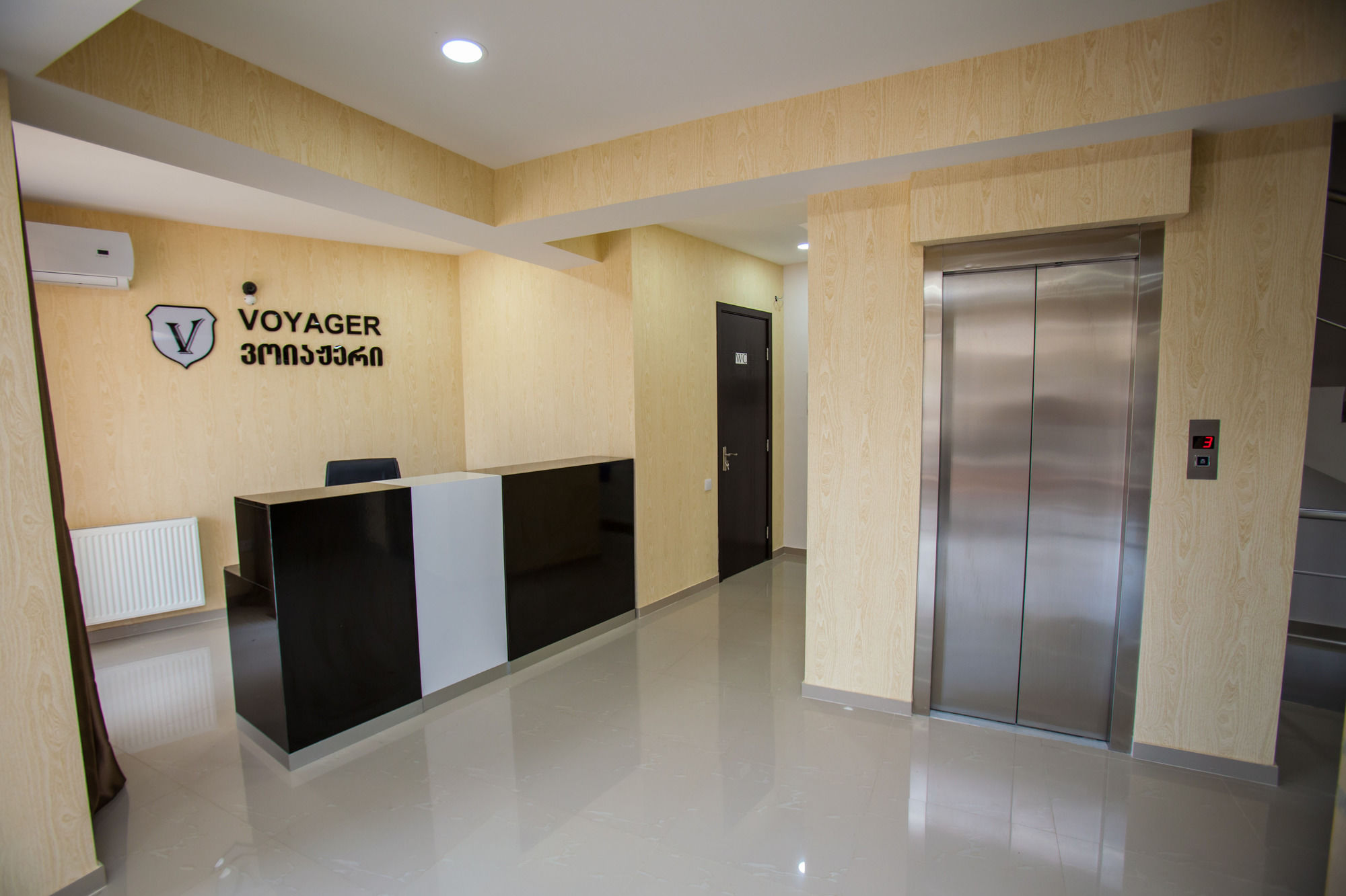 Фото Hotel Voyager
