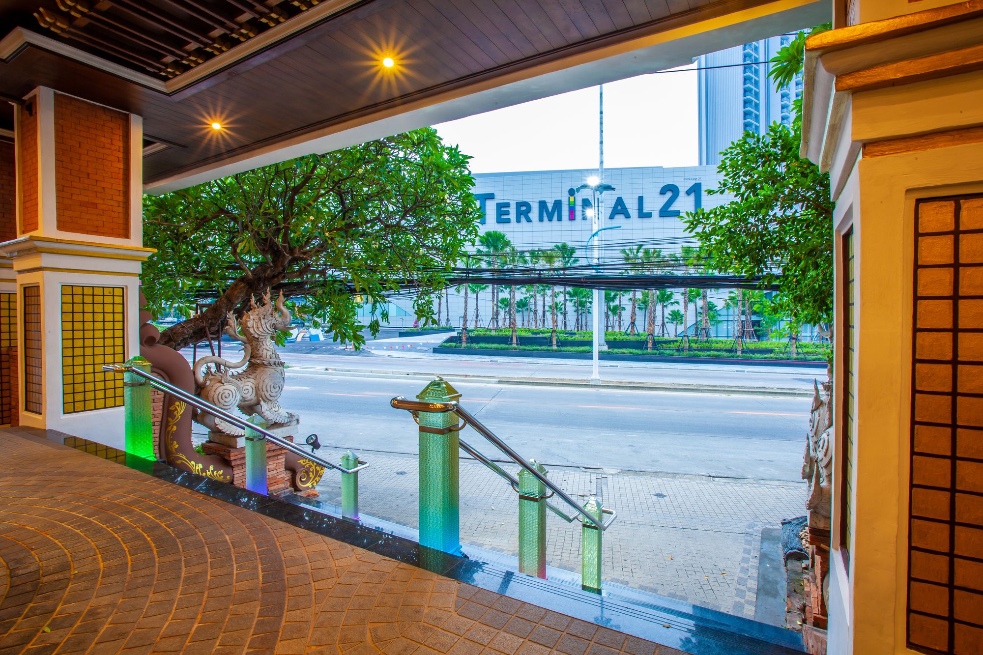 Фото Floral Hotel · Dolphin Circle Pattaya