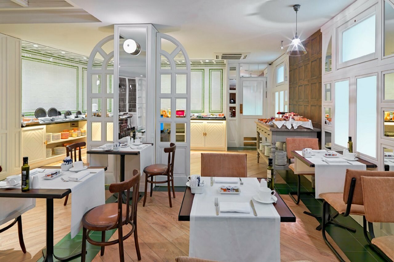 Фото H10 Montcada