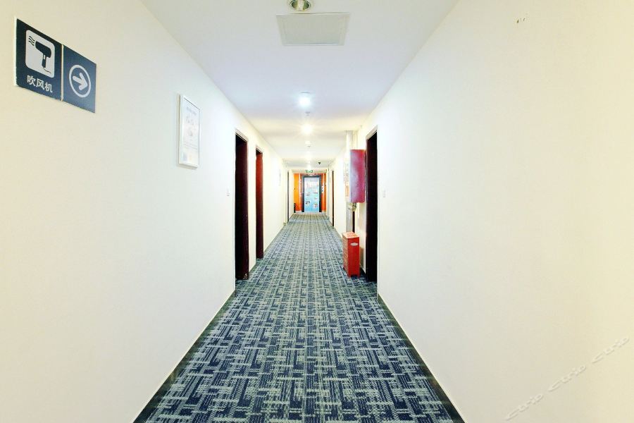 Фото 7 Days Inn Huayuanqiao Subway Station