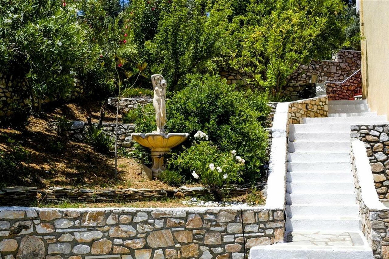 Фото Blue Horizon Studios