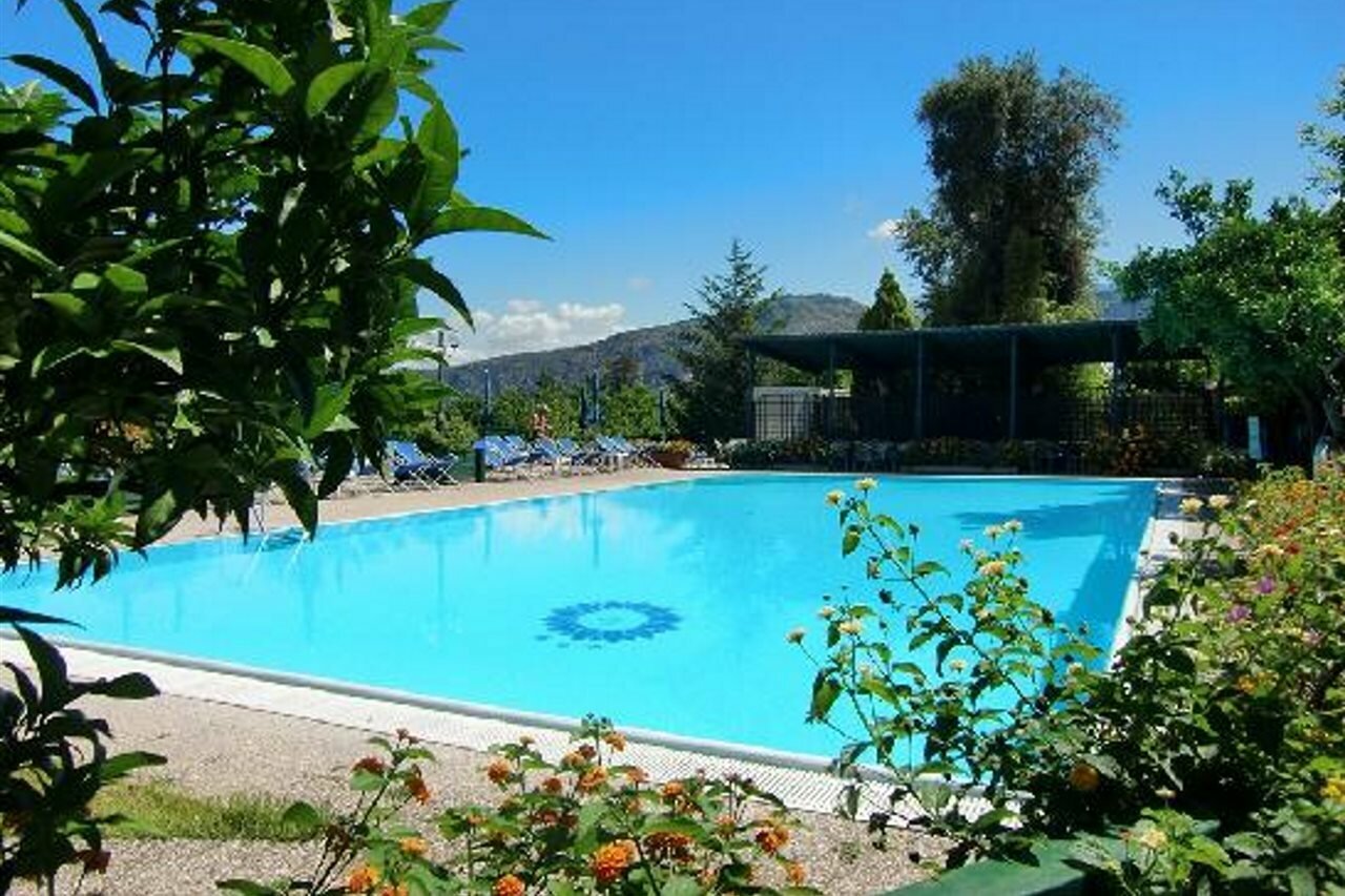 Фото Hotel Girasole