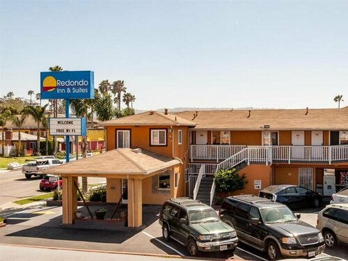 Гостиница Redondo Inn and Suites в Редондо-Бич