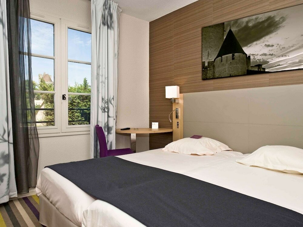 Фото Mercure Carcassonne La Cité hotel