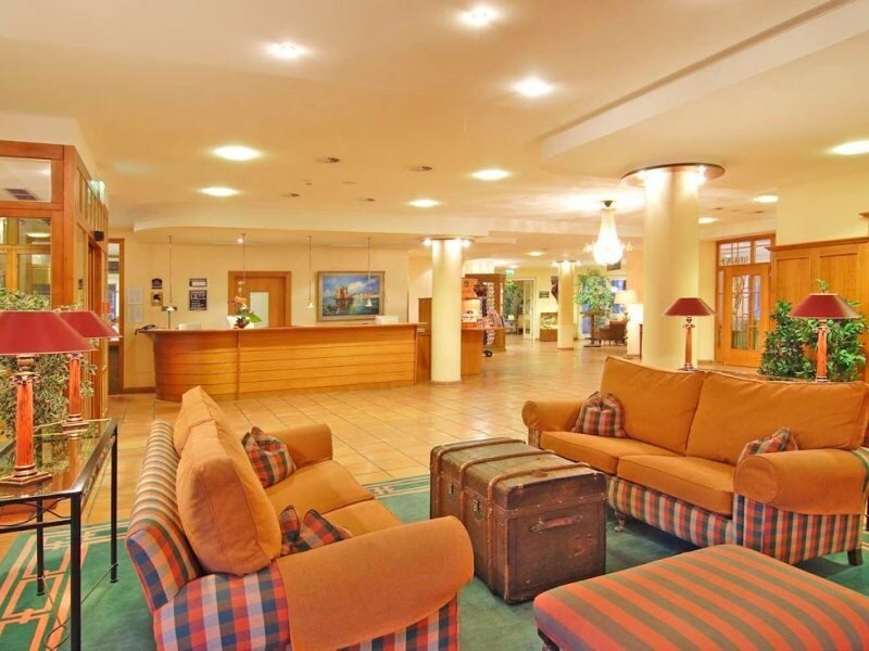 Фото Golden Tulip Luebecker Hof