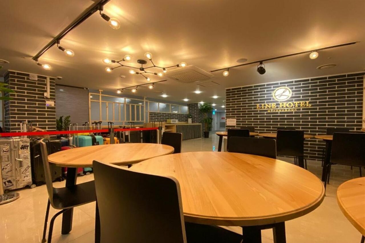 Фото Line Hotel Myeongdong
