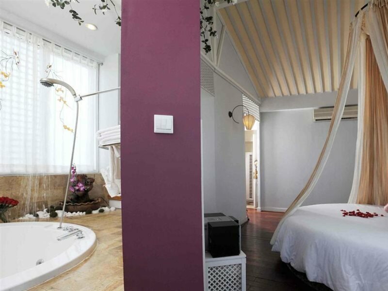 Фото Orchid Hotel