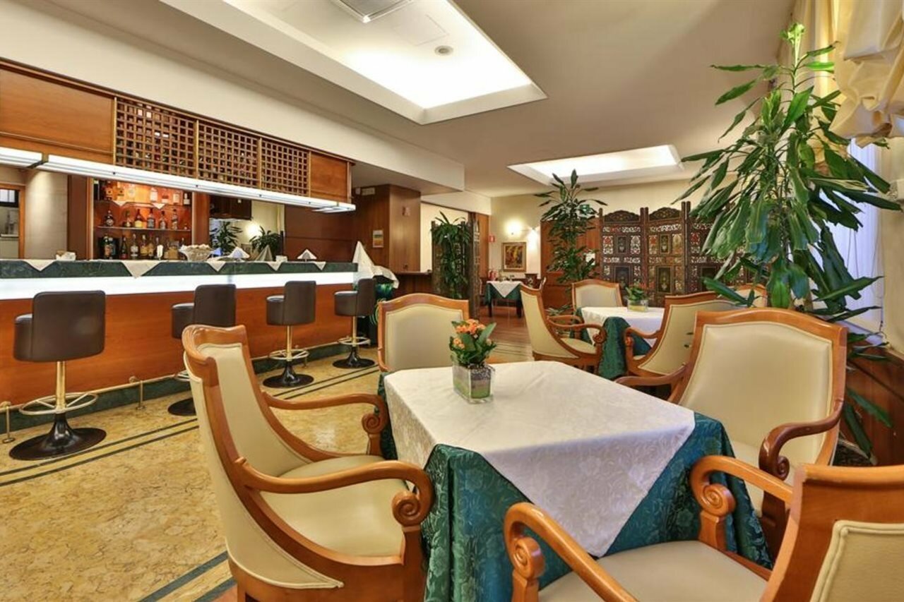 Фото Hotel Mirage, Sure Hotel Collection by Best Western