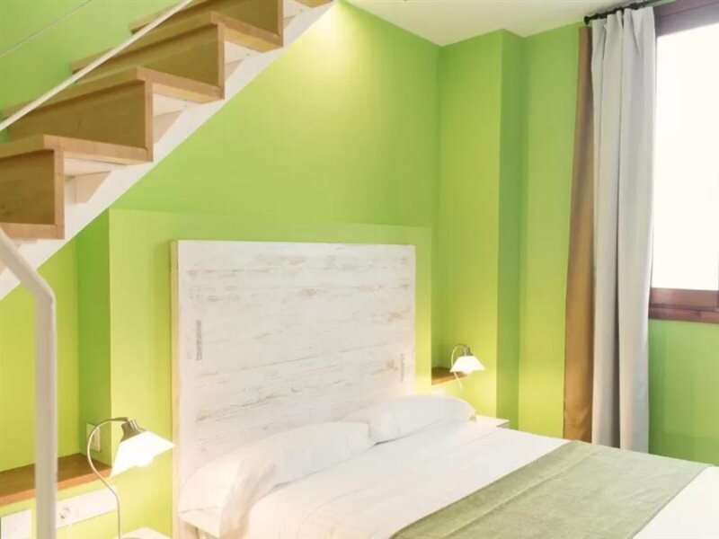 Фото Hotel Adhoc Carmen