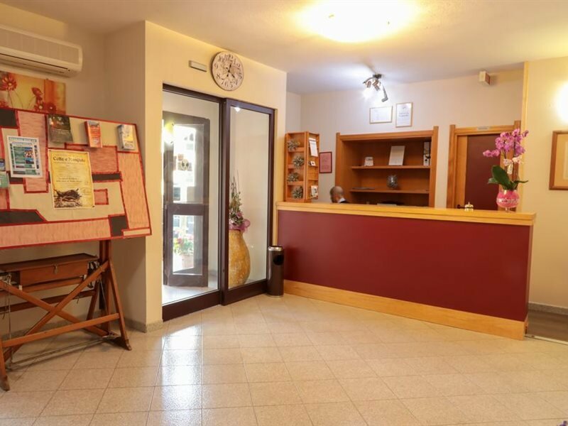 Фото Hotel Mistral