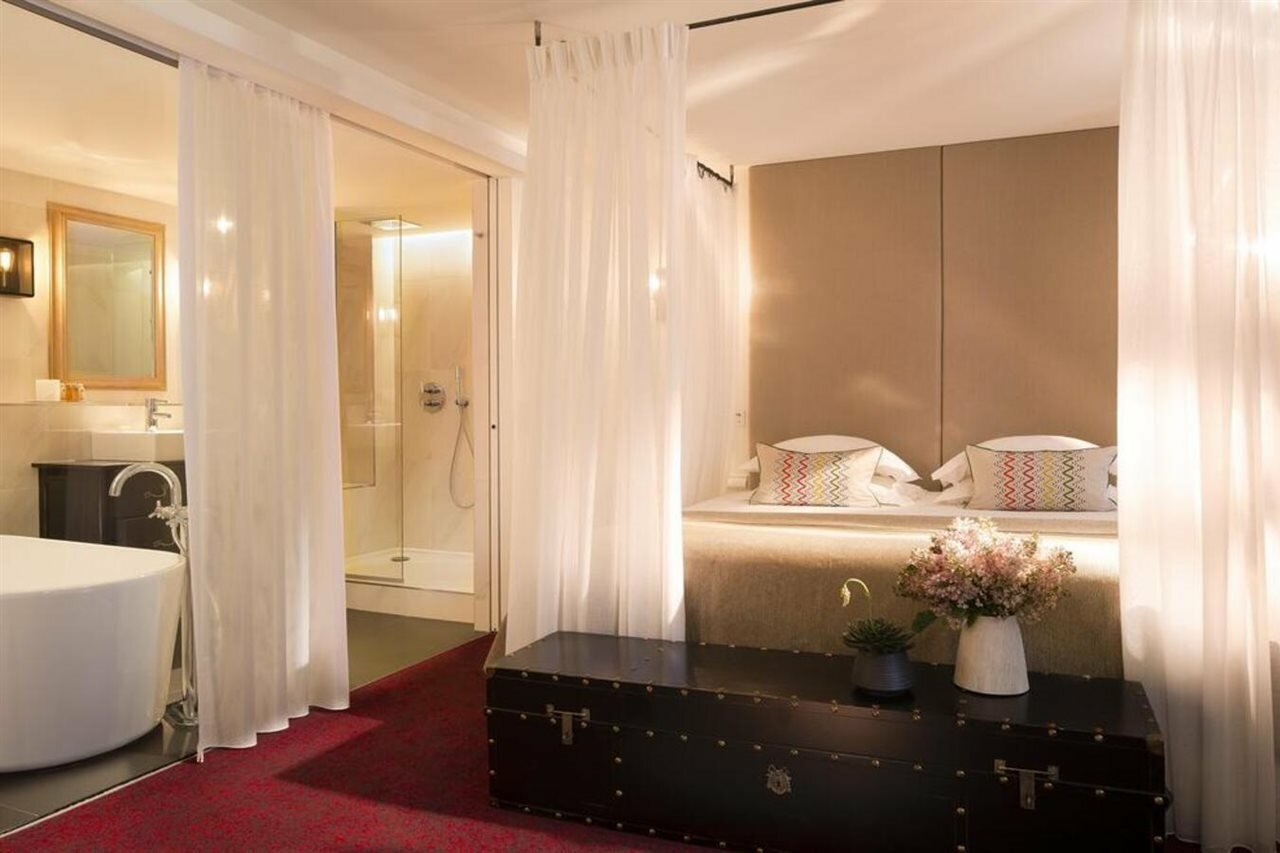 Фото Hôtel Moliere