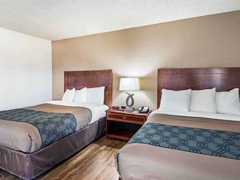 Фото Econo Lodge Inn & Suites Yuba City - Marysville