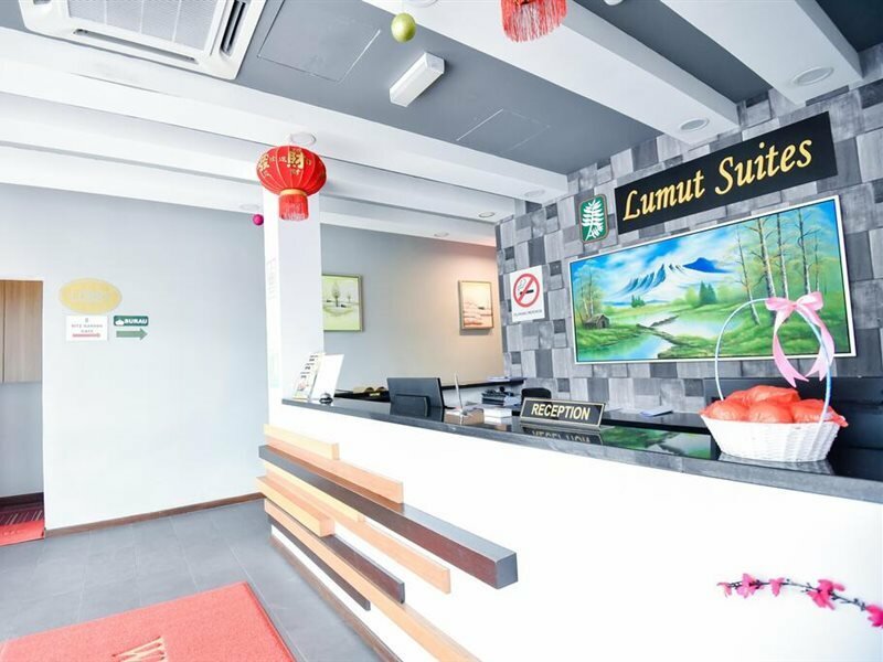 Фото Lumut Suites