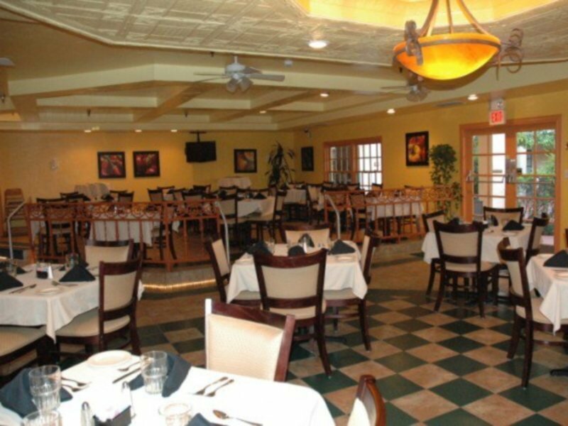 Фото Red Roof Inn Plus+ & Suites Tampa