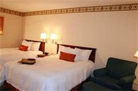 Фото Hampton Inn Cornelia