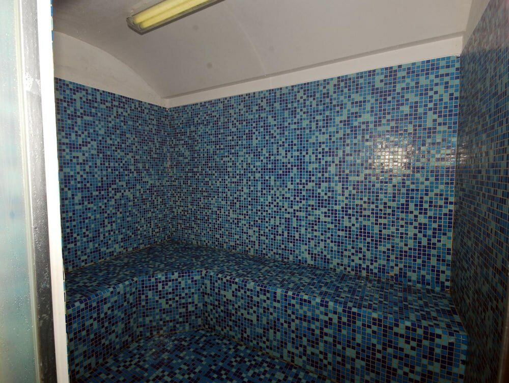 Фото Ramee Rose Hotel Apartments