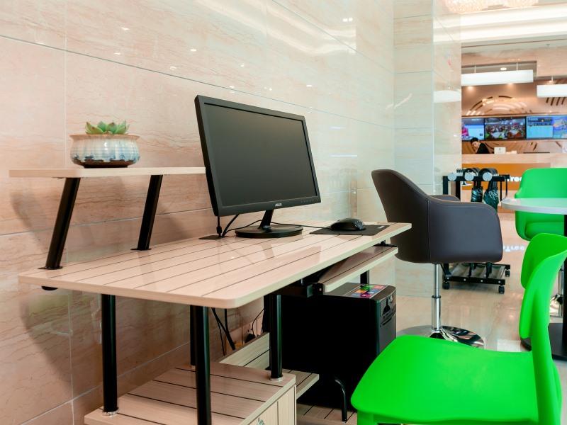 Фото Отель GreenTree Inn Jiangsu Suzhou Zhangjiagang Tangsi T