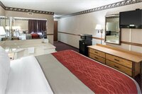 Фото Quality Inn & Suites