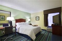 Фото Hampton Inn Raleigh Cary