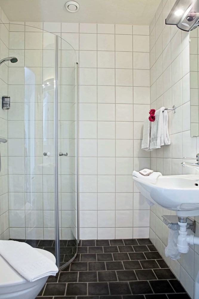 Фото Best Western Tidbloms Hotel