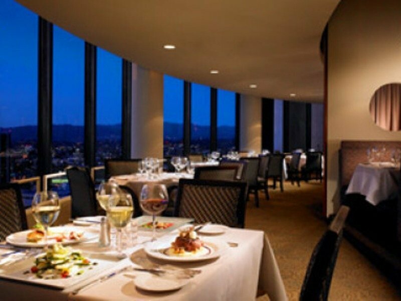 Фото The Westin Bonaventure Hotel & Suites Los Angeles