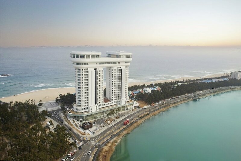 Гостиница Skybay Hotel Gyeongpo