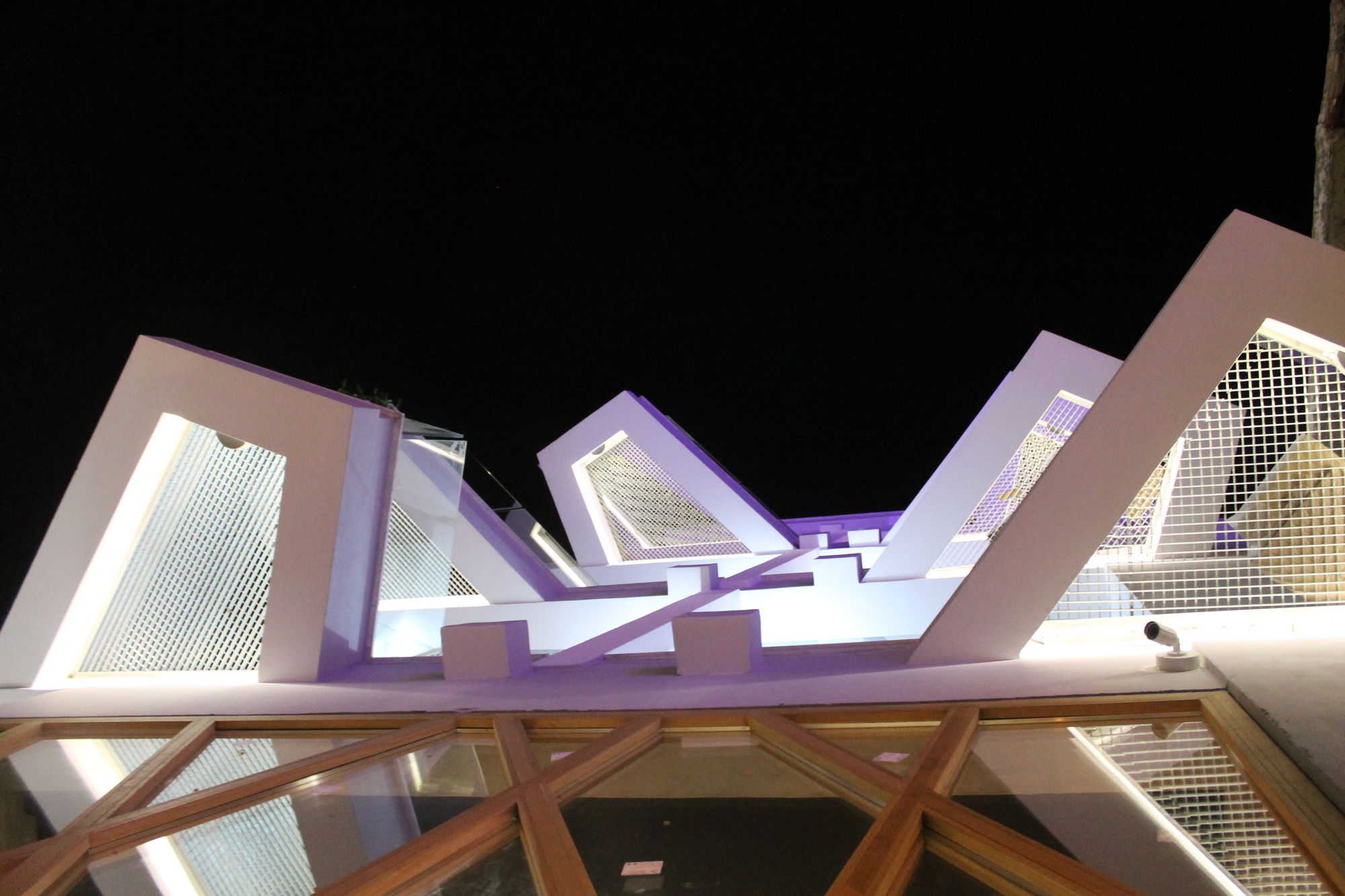 Фото Qbic City Hotel