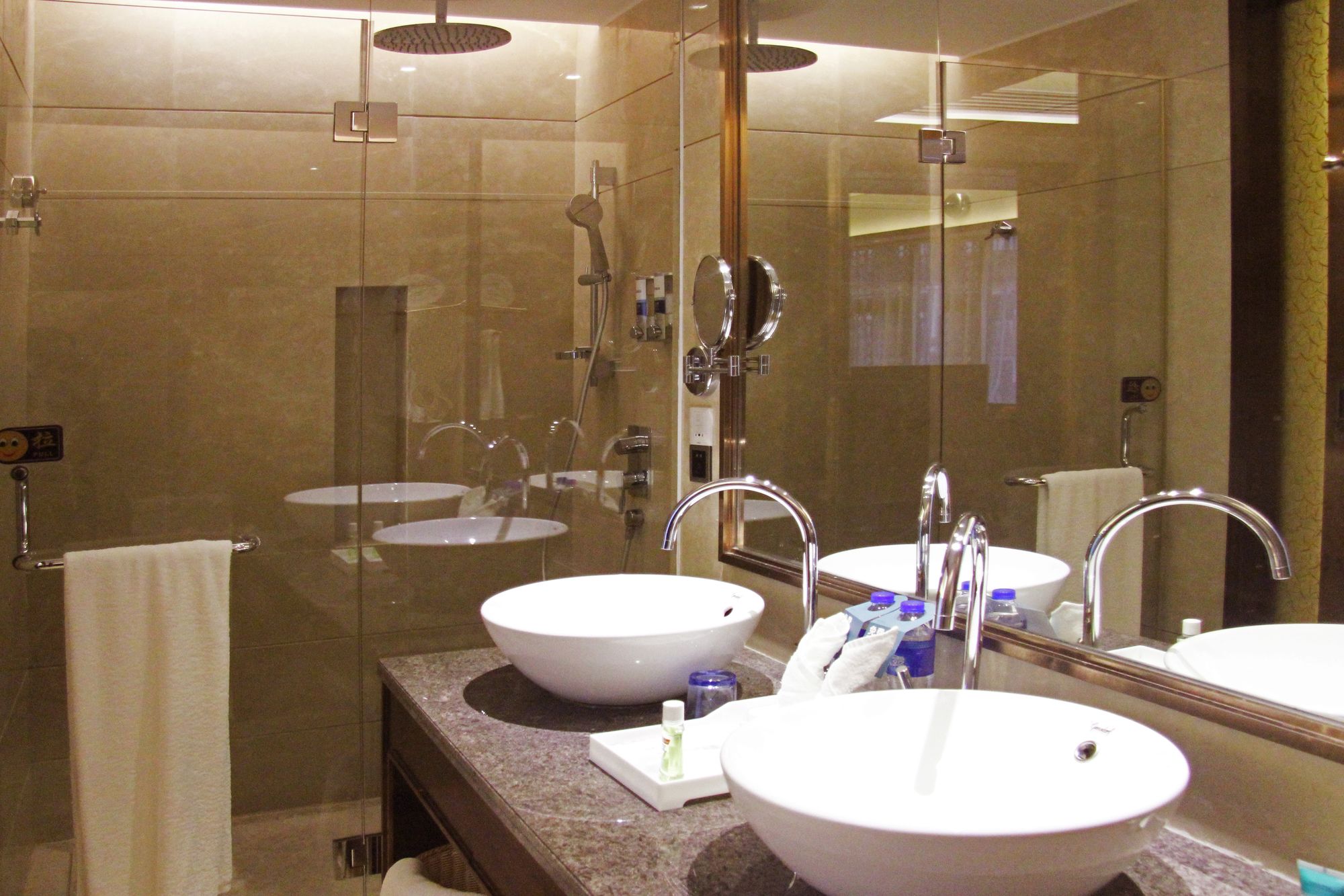 Фото Four Points by Sheraton Heyuan Resort