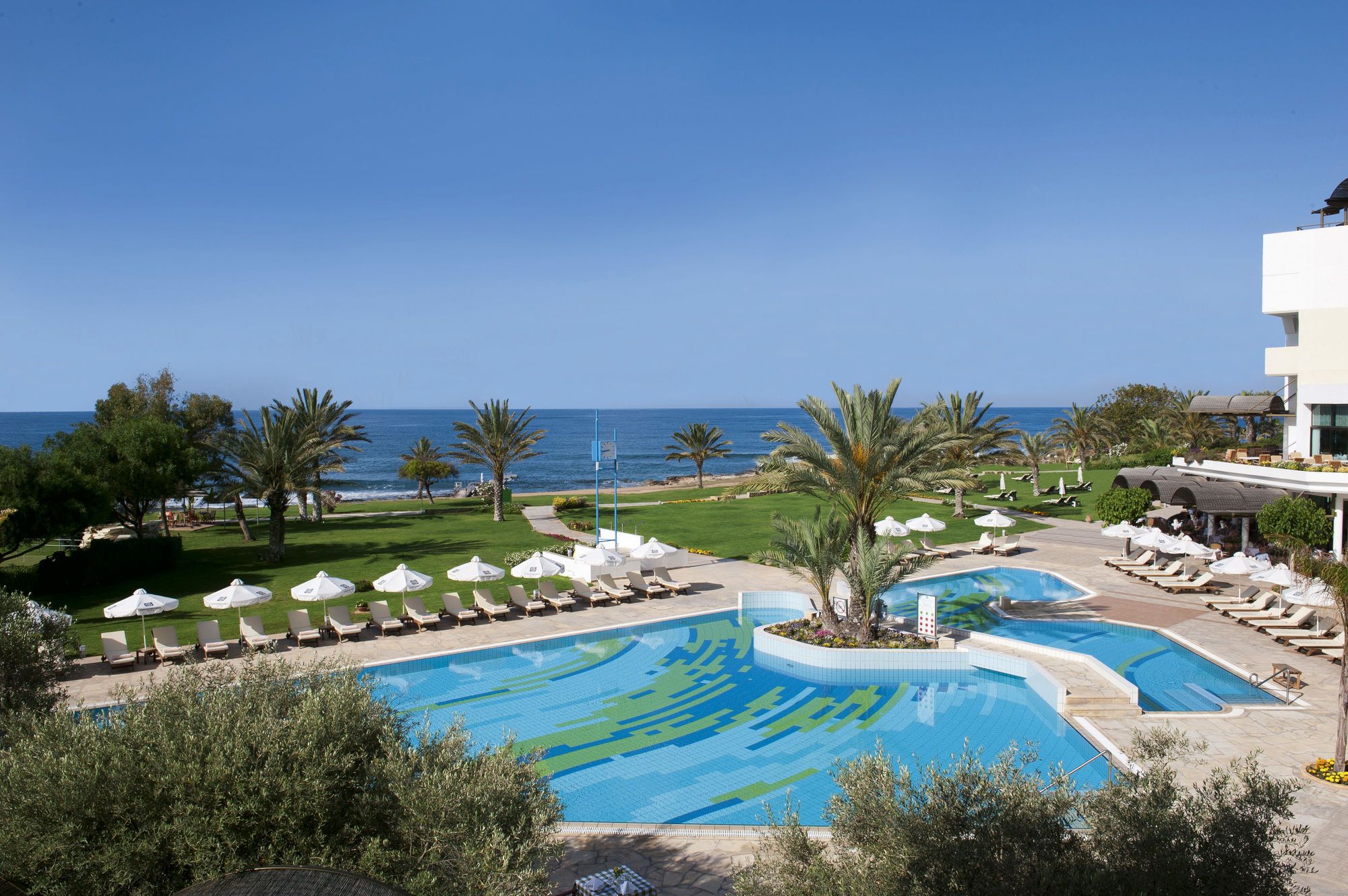 Фото Constantinou Bros Athena Royal Beach Hotel