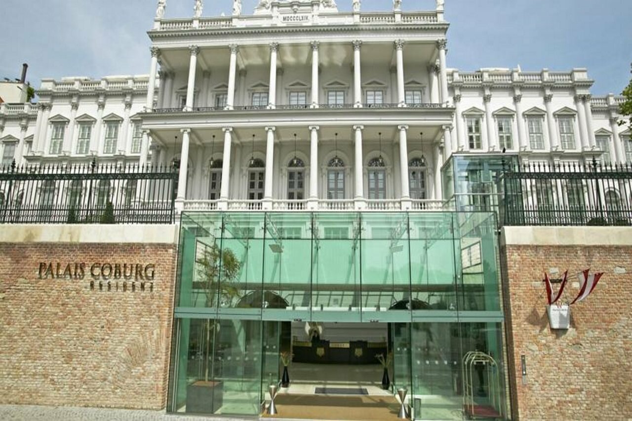Фото Palais Coburg Residenz