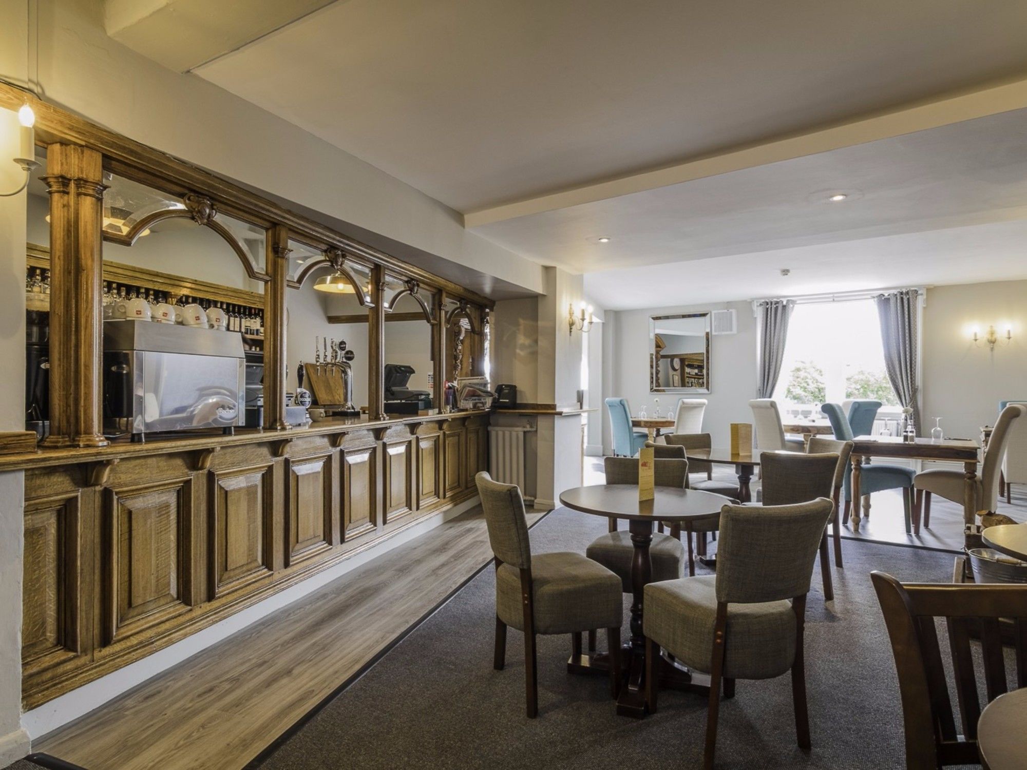 Фото The Mount Pleasant Hotel