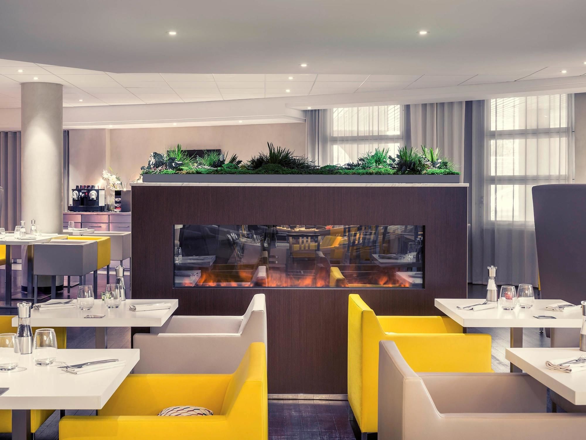 Фото Mercure Paris Massy Gare TGV