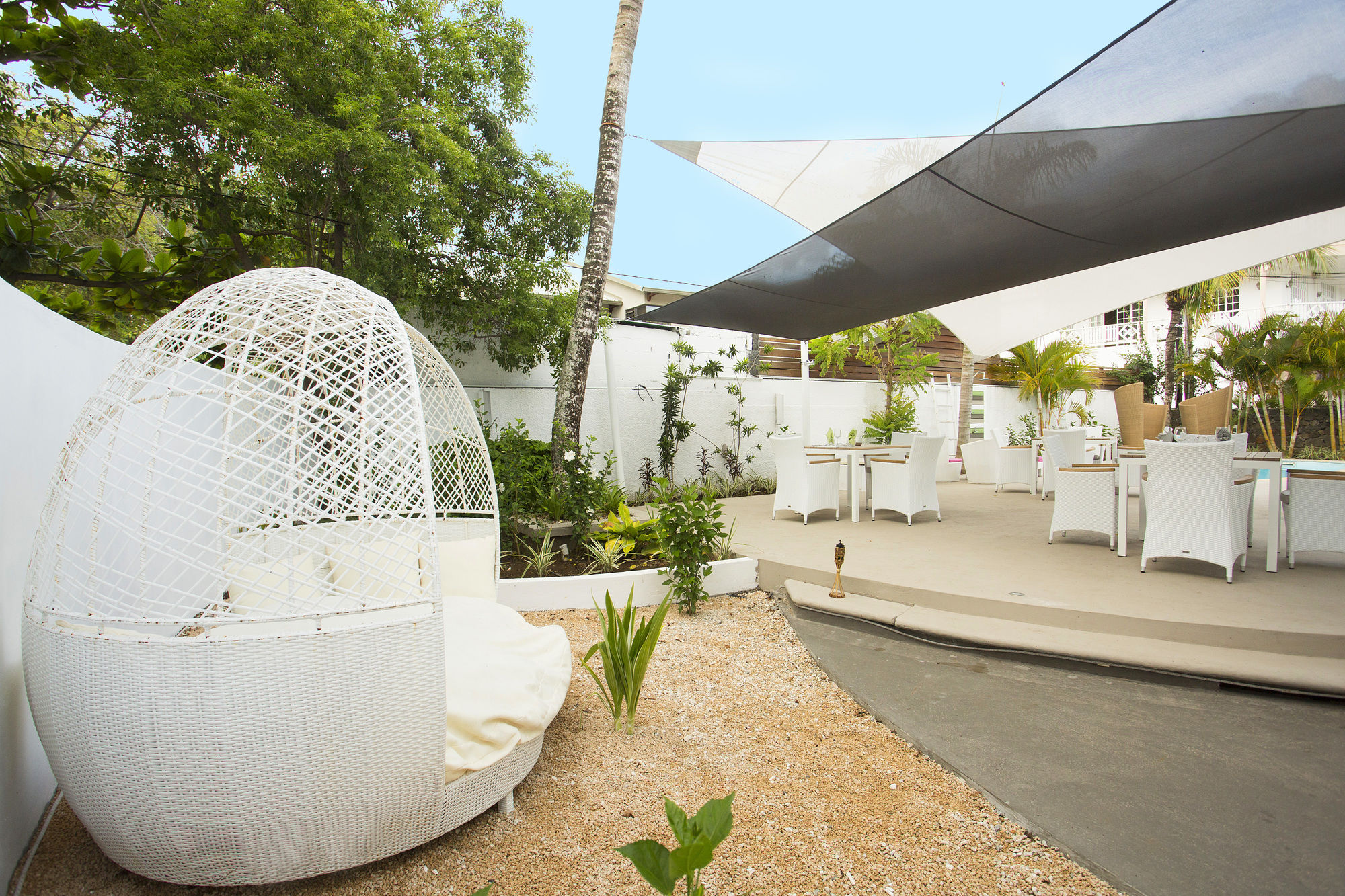 Фото Esprit Libre Restaurant and Guest House