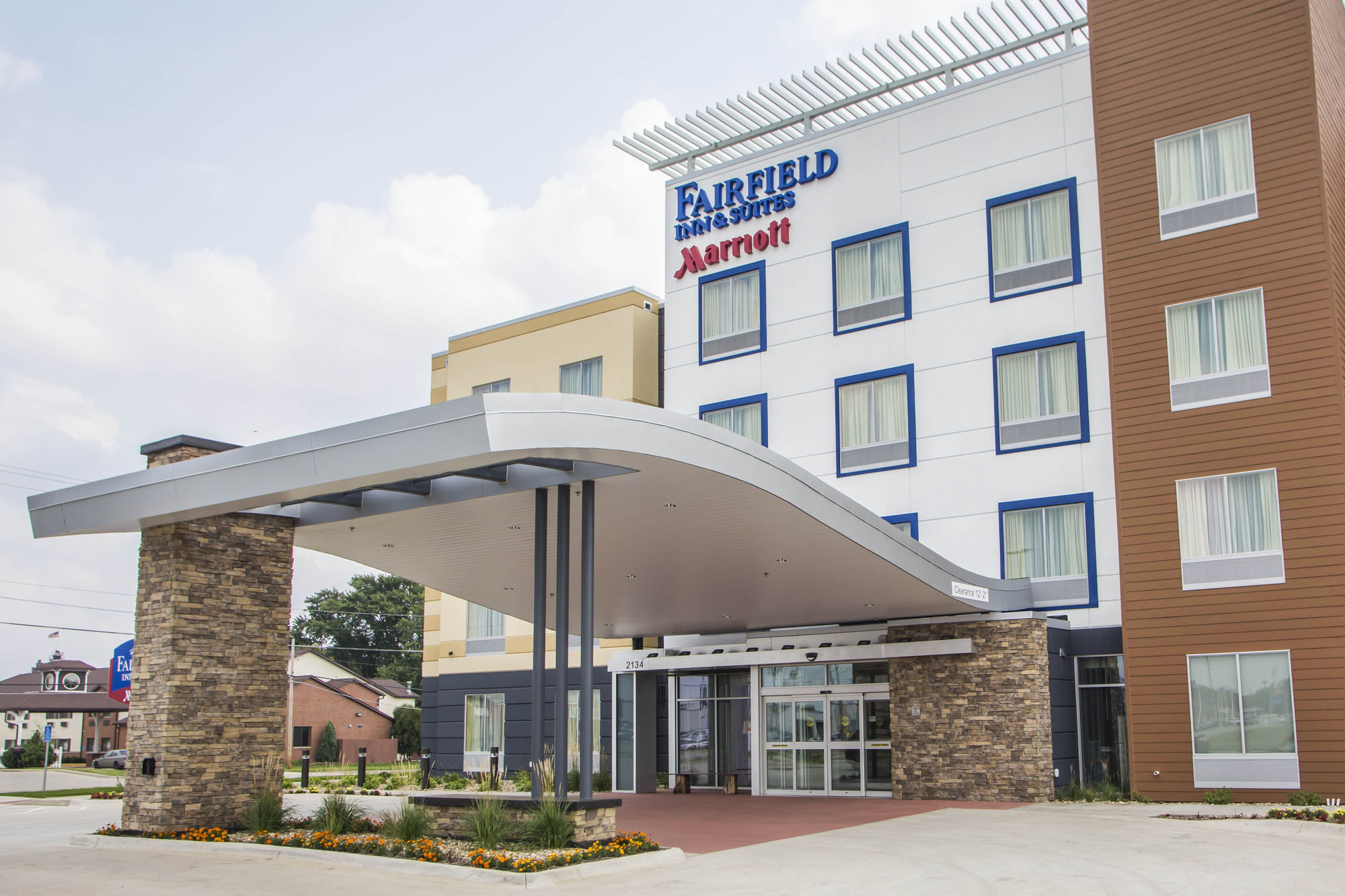 Фото Fairfield Inn & Suites by Marriott Waterloo Cedar Falls