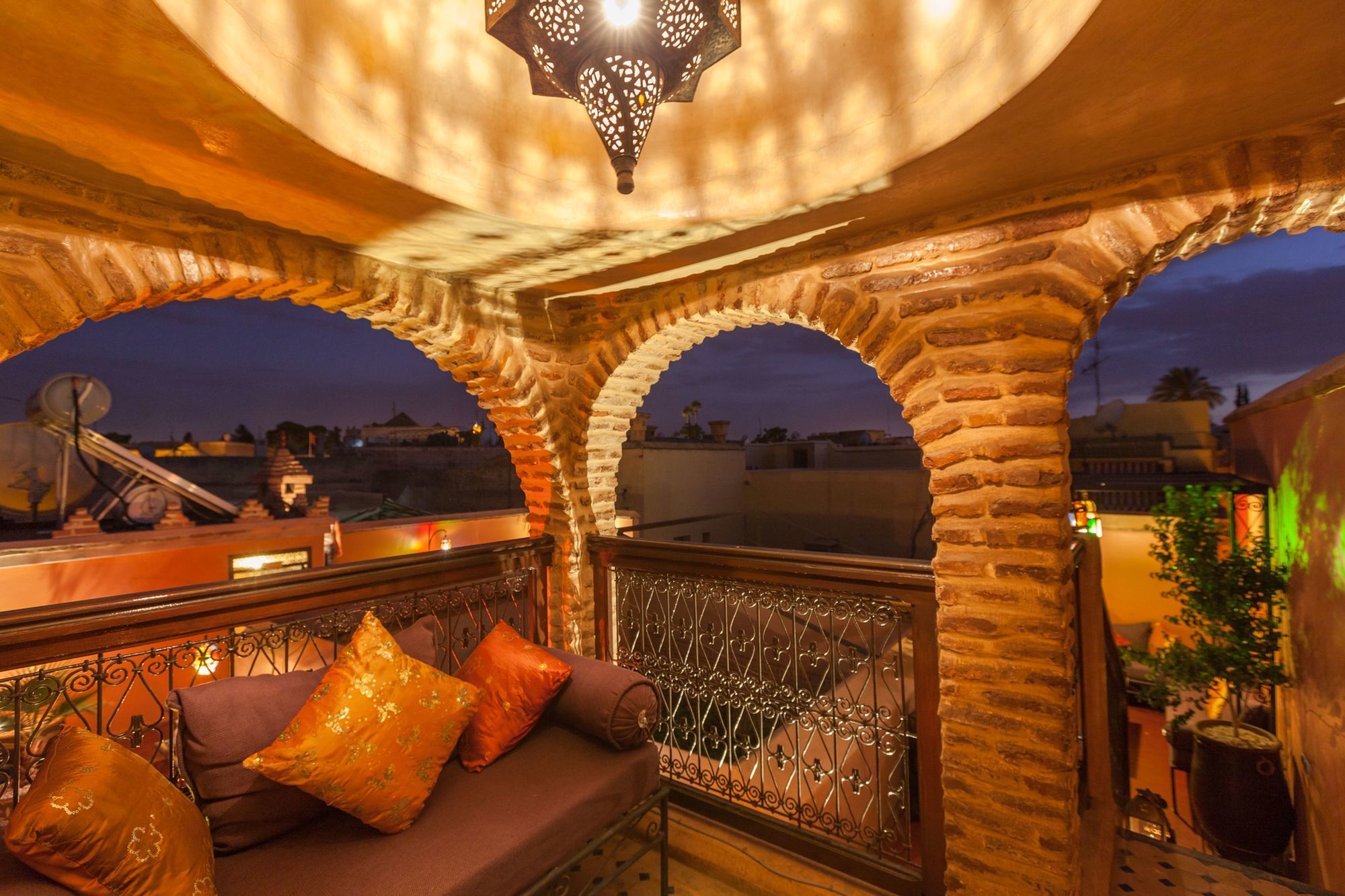 Фото Riad Louaya