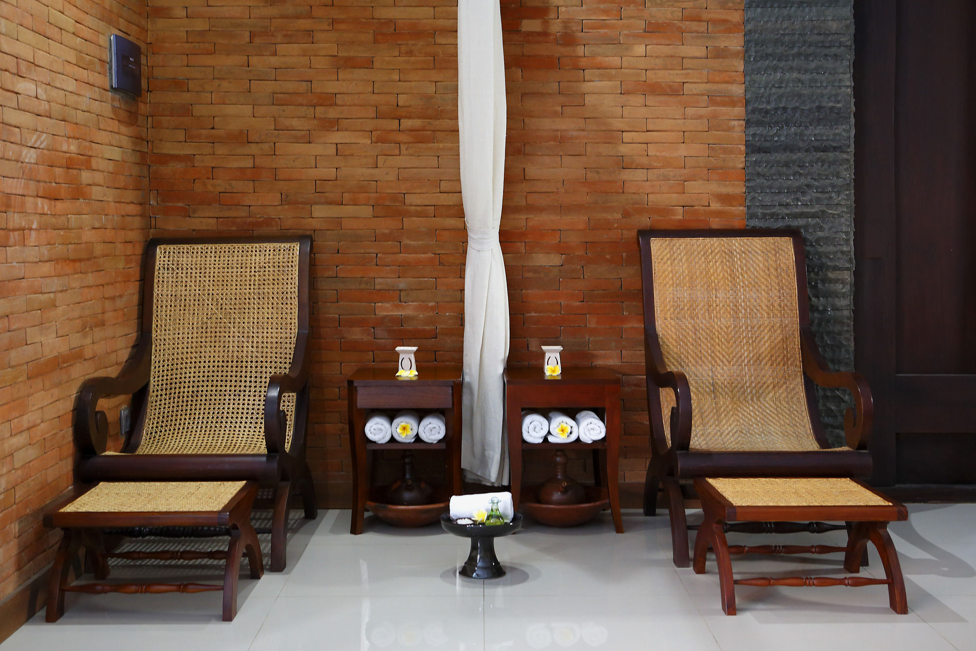 Фото The Visala Boutique Hotel