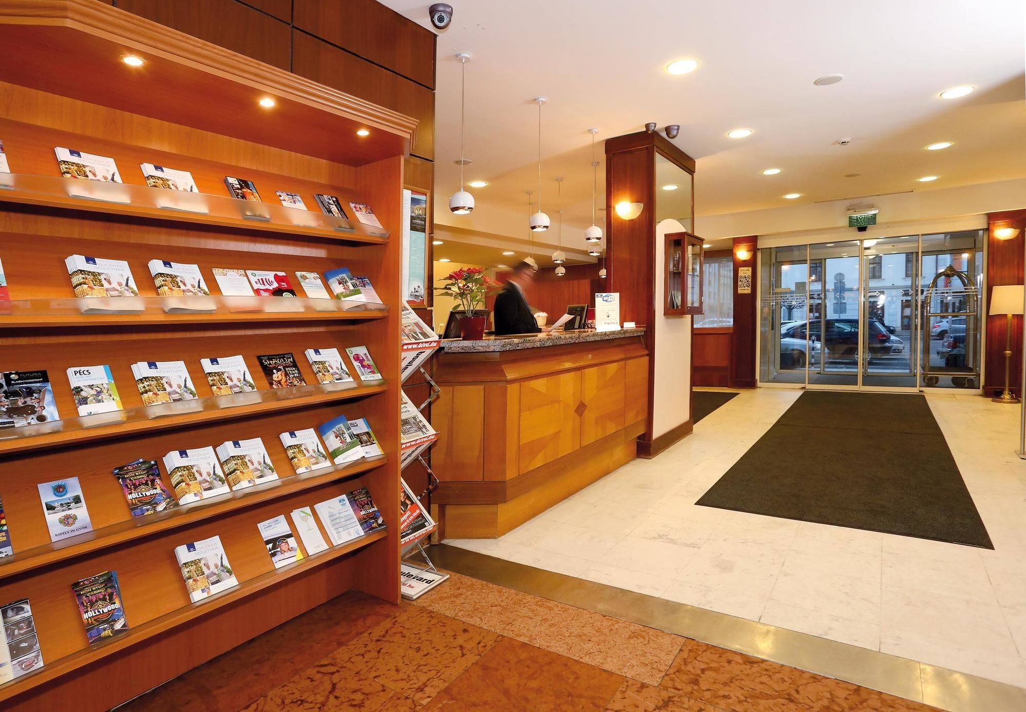 Фото Danubius Hotel Raba