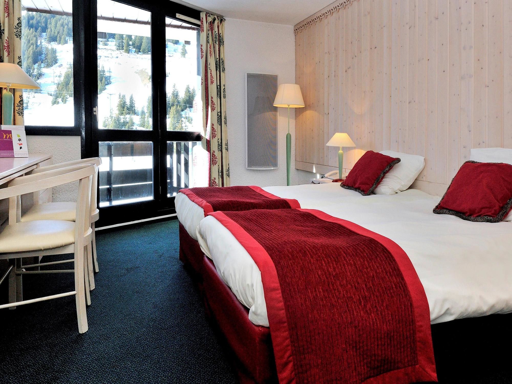 Фото Lake Hôtel Courchevel 1850