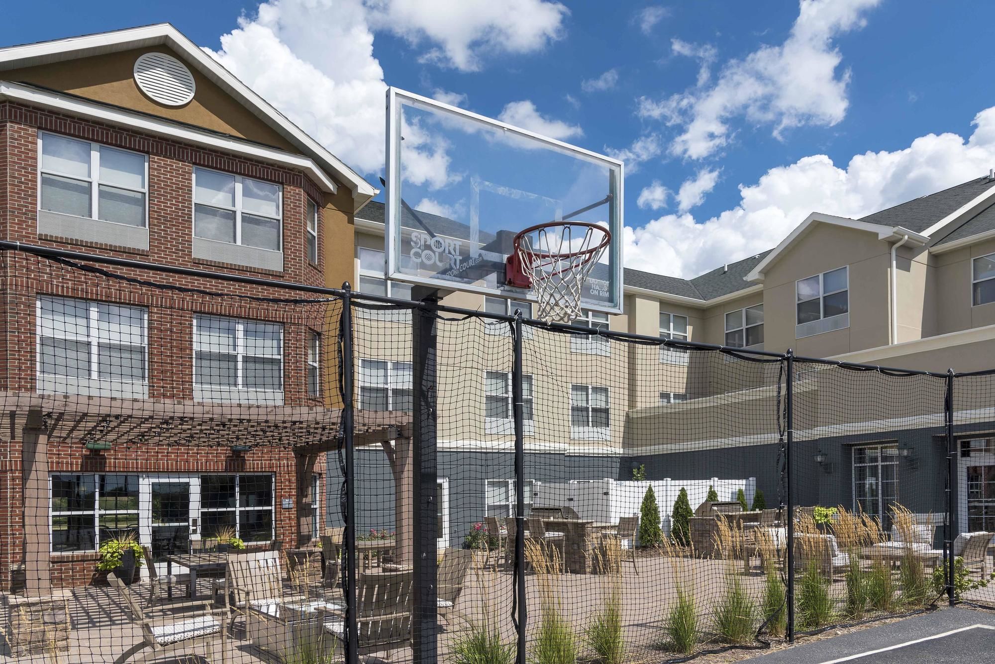 Фото Homewood Suites by Hilton Indianapolis Airport Plainfield